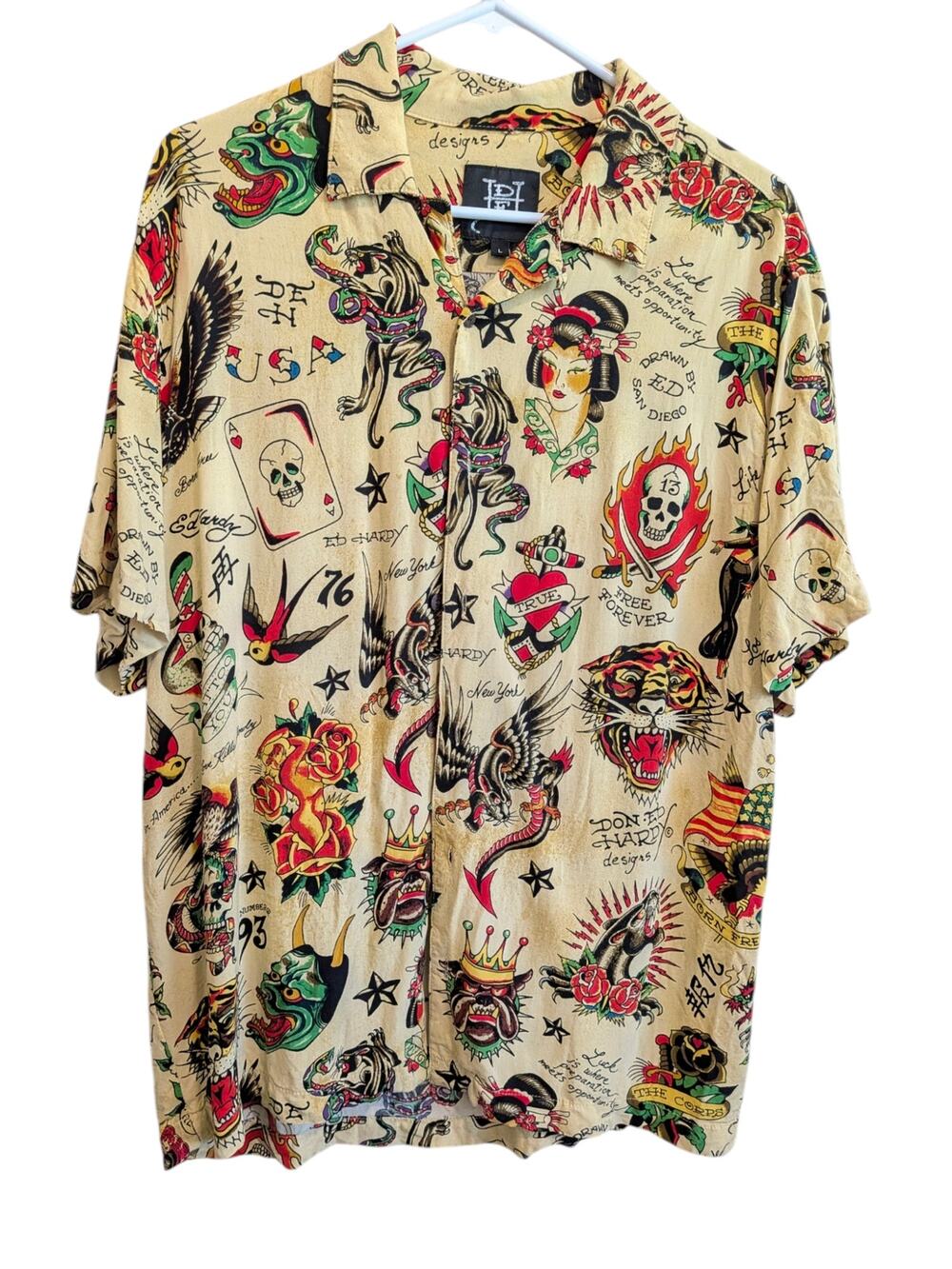 ED HARDY Flashboard Camp Shirt Short Sleeve All Over Tattoo Print Men's Large